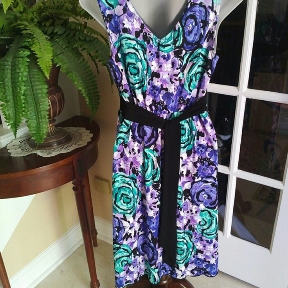 Beautiful New Directions Dress - Picture 3 of 6